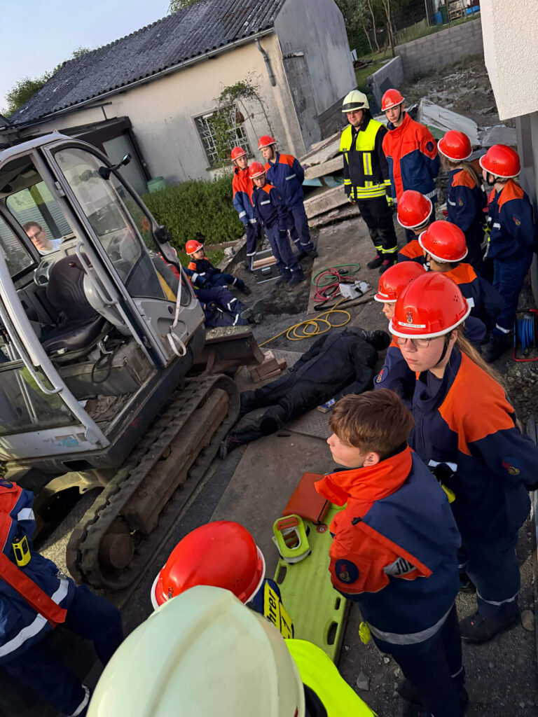 Übung der Jugendfeuerwehr Mogendorf