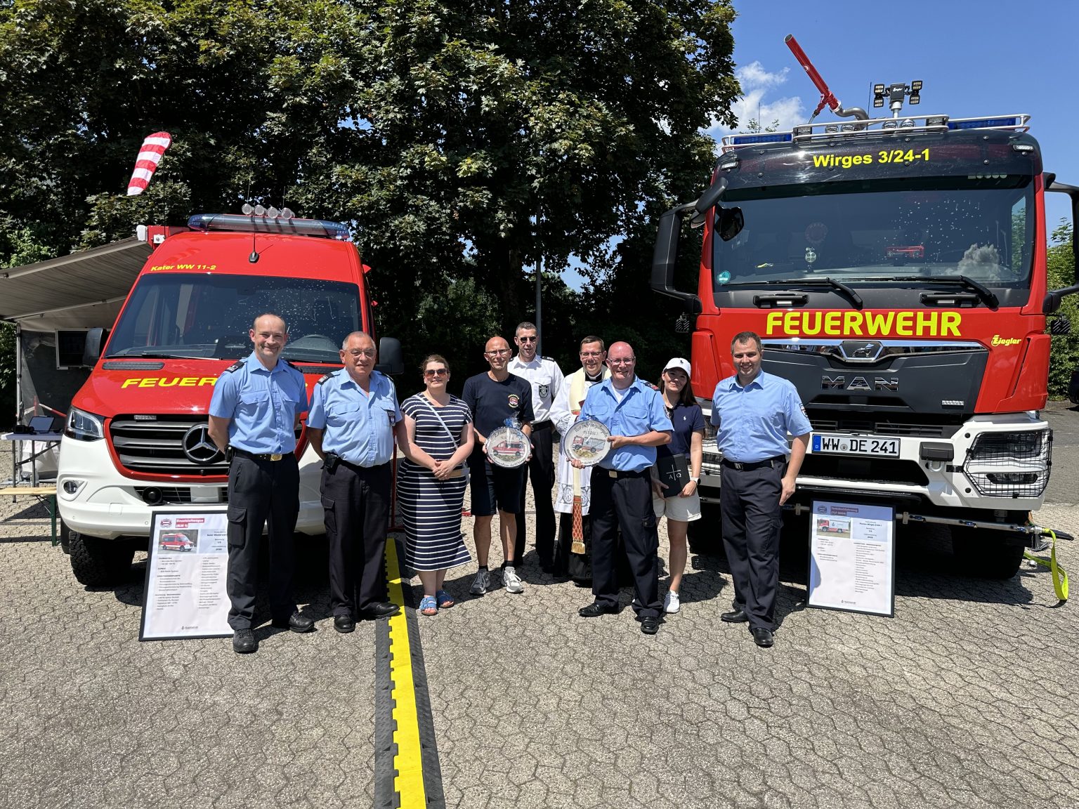 Gruppenbild Tag der offenen Tür Dernbach